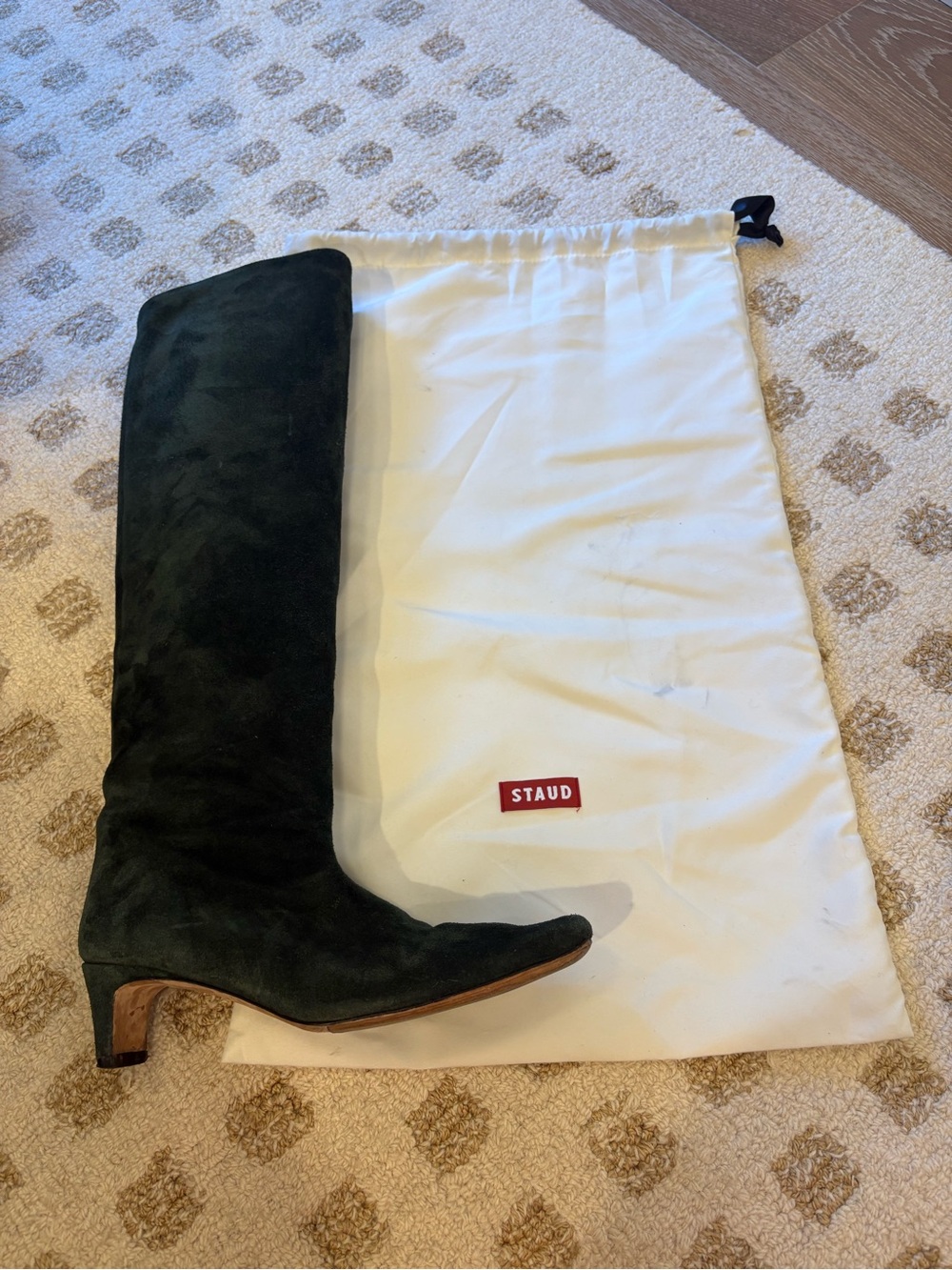 STAUD Wally Boot - dark green, suede - size 36
